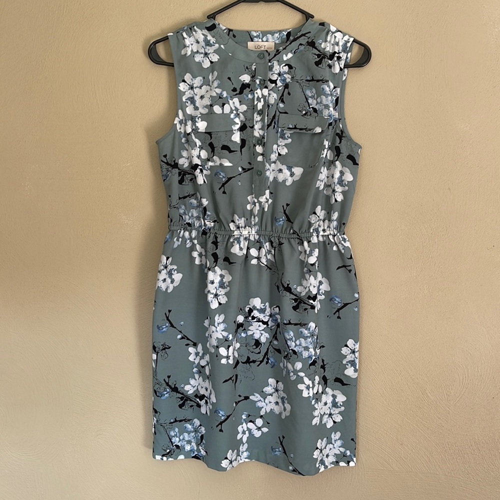 Loft floral dress, perfect for the end of summer